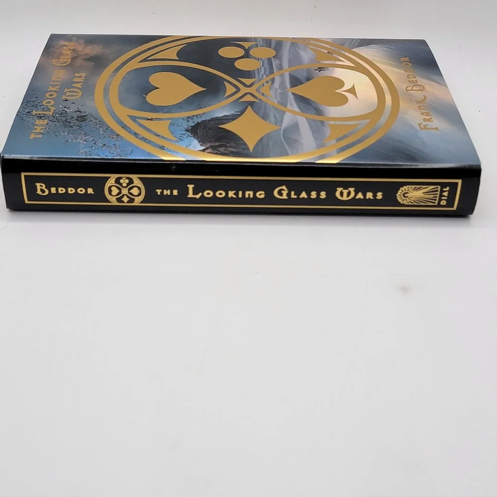 Frank Beddor The Looking Glass Wars Hardcover First Edition YA Fantasy Excellent